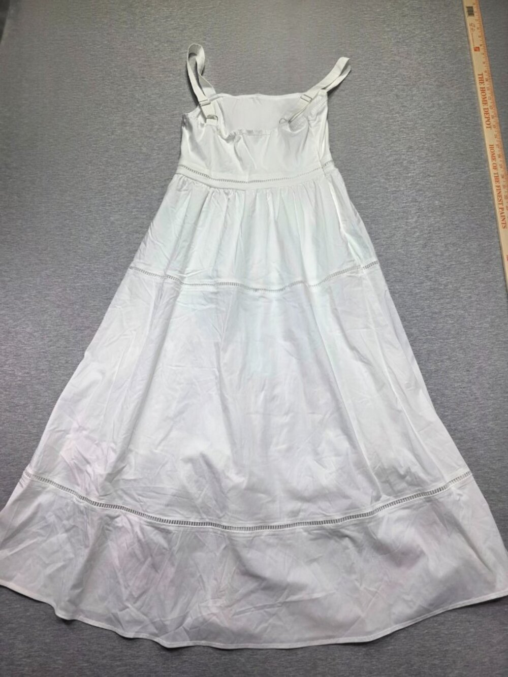 NWT Kutumai White Maxi Dress Spaghetti Strap Boho Tiered Lace Trim Size Medium
